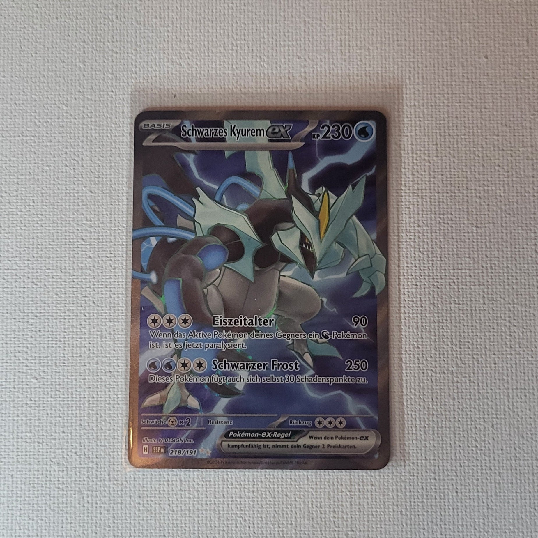 Pokémon – Schwarzes Kyurem ex – Full Art – SV8 218/191 – Ultra Rare – Near Mint